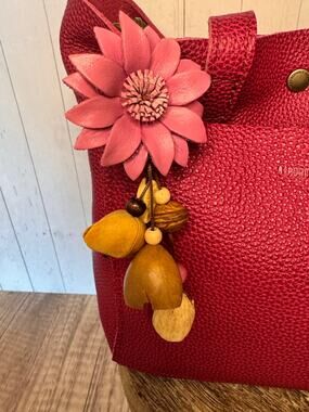 Summer Daisy Pink Purse Charm Genuine Leather Sunflower Flower Bag Charm NEW!
